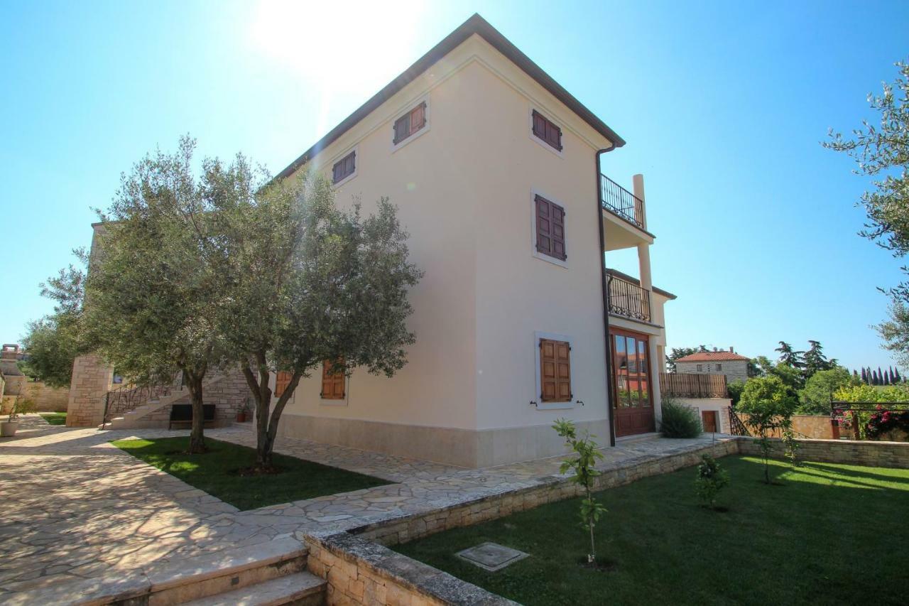 Апартаменты Casa Rafael 1 Новиград Экстерьер фото